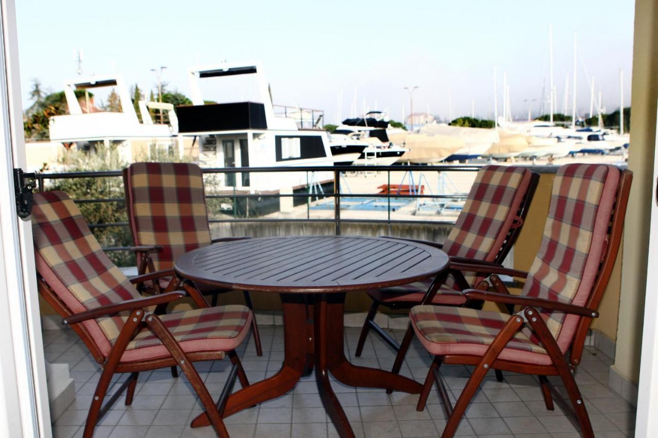Garbin 711 Marina *